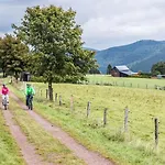 Welcome In - 48-k, 100 M Von Der Skipiste Entfernt, Mit Skiraum Und Balkon * Winterberg